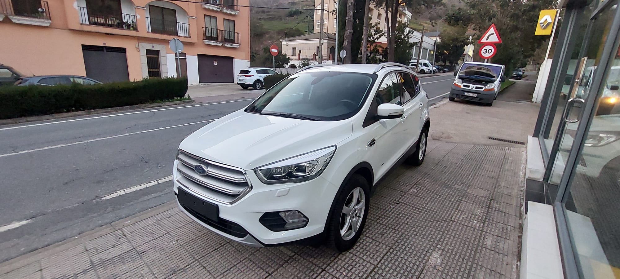 Ford Kuga 150cv 4x4 foto 13